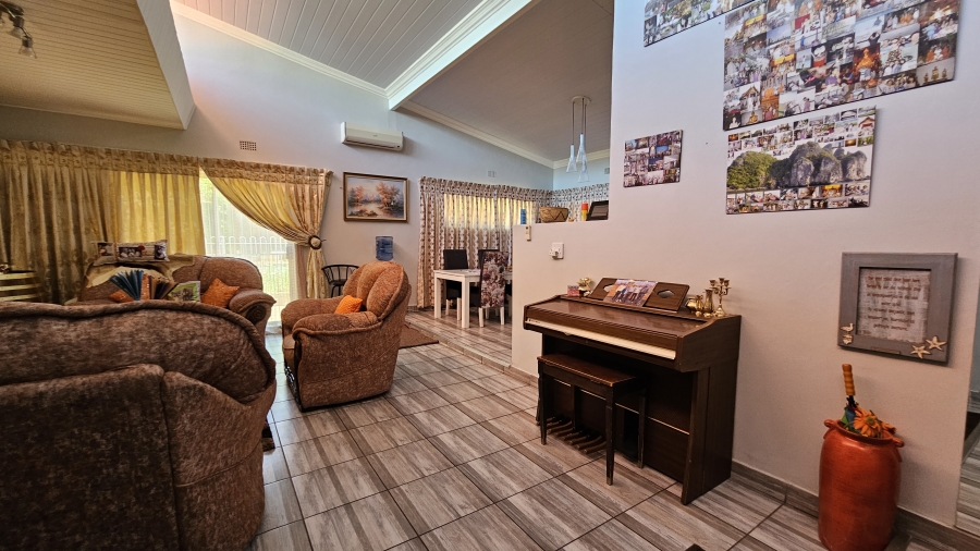 4 Bedroom Property for Sale in Hadison Park Northern Cape